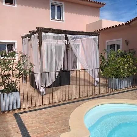 Romance Semesterbostad *