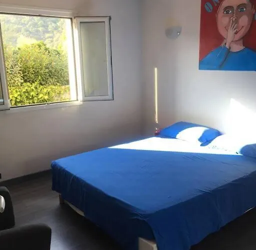 Romance 度假居 Fautea